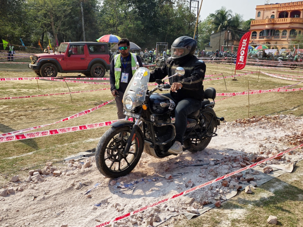 Moto Utsav 24
